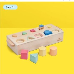 KiwiCo Pop-Up Shape Sorter Puzzle 7-12 months